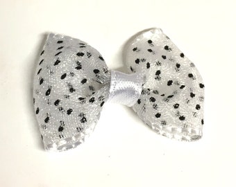 10, white spotty bows, white polka dot bows, white dotty bows, white bows, craft bows, shoe clip bows, craft supplies, bows uk, scrapbooking