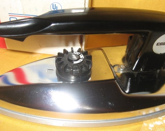 Calor of France Bon Voyage Personal Travel Iron with Original Box Great Vintage Retro Display Gift