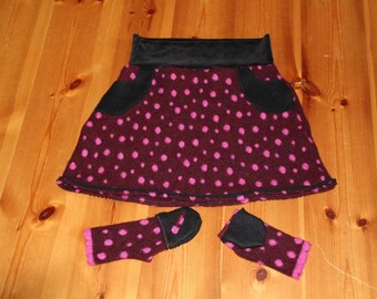 Wool walking skirt and matching hand warmers Gr. 38/40, unique, set rock and gauntlets