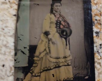 In Living Color: Amazing Hand-Tinted Antique Tintype Photograph of Woman