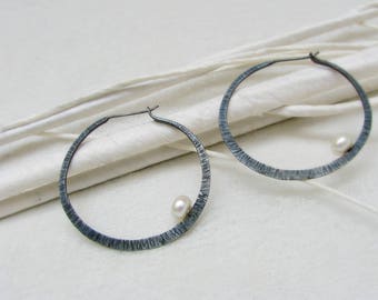 LaLune - big blackened Silver Loops with pearl