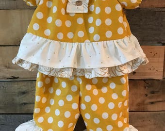 Mustard polka dot shirt/shorts outfit!