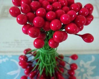 Vintage / Double Ended Floral Stamens / Holly Berries / Unaltered Bunch