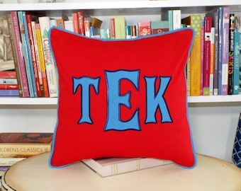 Heritage - Large Font Applique Monogrammed Pillow Cover - 16 x 16 square