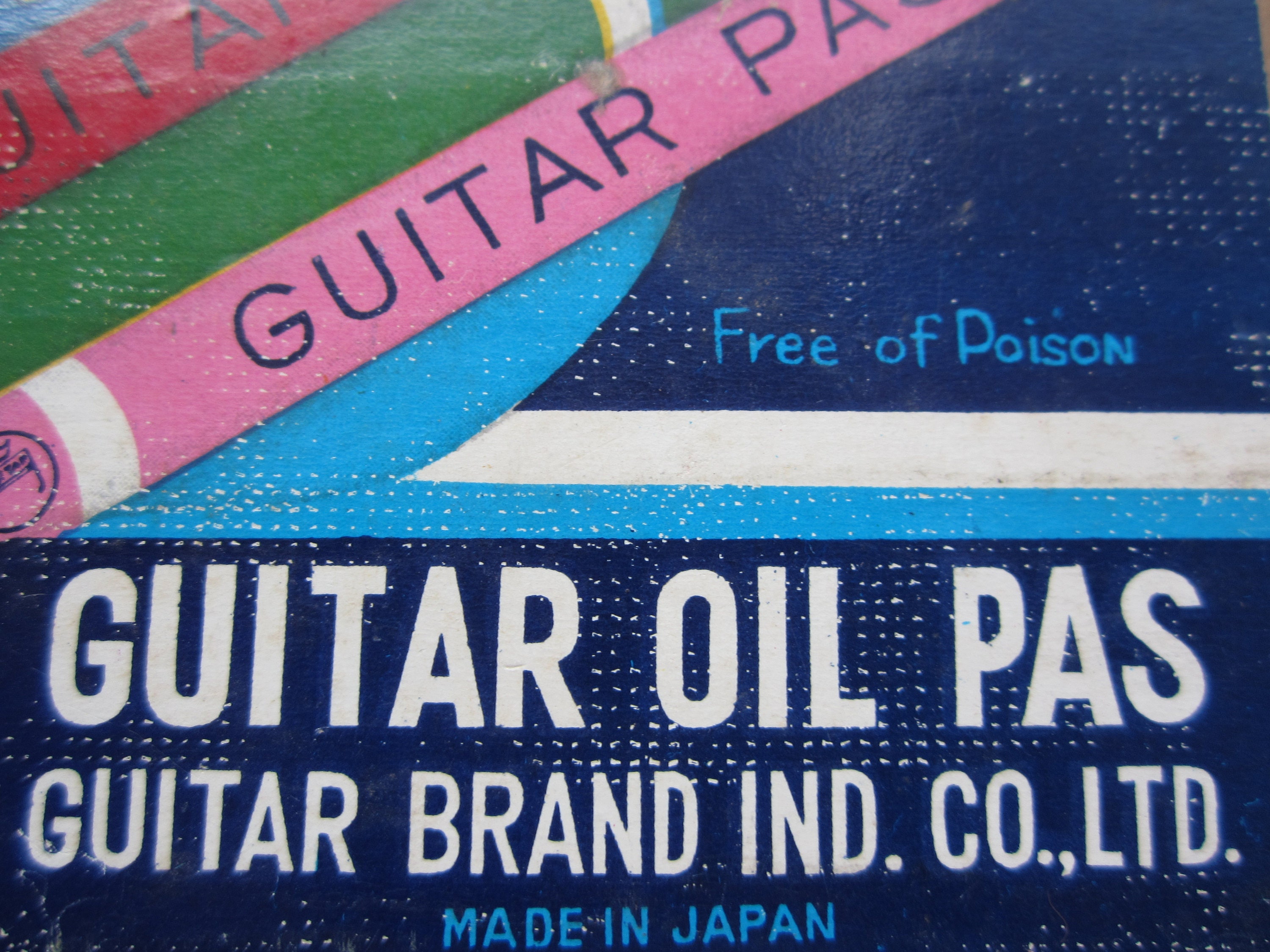 Vintage Oil Pastels in Wood Case Guitar Brand Made in Japan 36 Oil