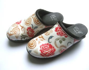 Unique Swedish Floral Leather Clogs Size 39
