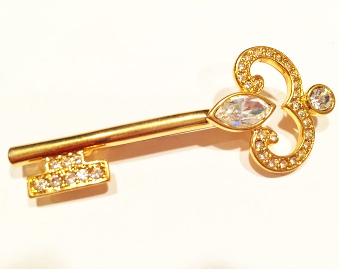 Napier Key Brooch - Rhinestone - Gold tone metal - Figurine Skeleton Key Pin