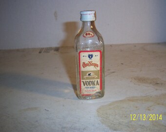 1950's Oso negro Vodka Mexico Clear Whiskey nip liquor 4 3/8" bottle