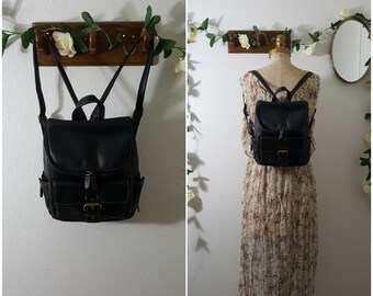 Vintage 90s Black Leather Small Backpack GH Bass and Co Black Mini G.H. Bass & Co Bucket Style Zippered Top Backpack