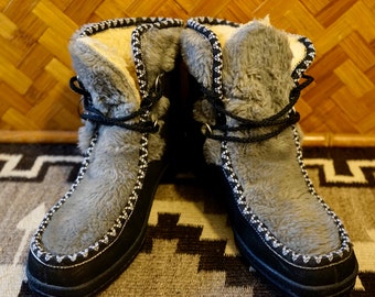 Fuzzy boots | Etsy