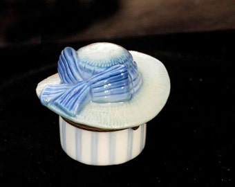 Vintage Hinged Hat Ceramic Trinket Pill Box