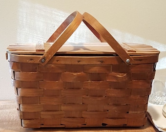 Vintage Picnic Basket by Wuv-n-Wood Jerywil~Vintage Wedding Card Basket