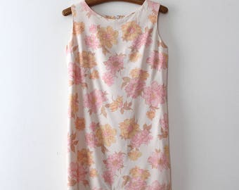 vintage 1960s floral dress // 60s floral shift dress