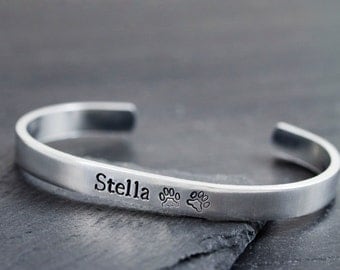 Pet Loss Bracelet - Pet Loss Gifts - Dog Remembrance Jewelry - Pet Sympathy Gift - Personalized Pet Jewelry - Paw Print Bracelet