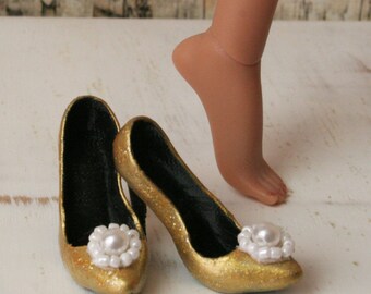 Kingdom Doll Shoes Gold Pearls
