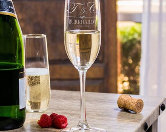 Wedding Champagne Glasses, Personalized Glasses, Monogram Champagne Flutes, Etched Glasses, Bridal Wedding Glass, Engagement Gift
