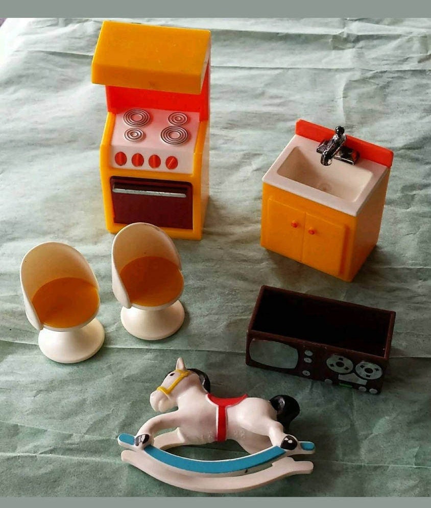 vintage fisher price dollhouse accessories