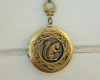 Squirrel Locket Necklace /antique style brass locket/Anniversary/Bridesmaid gift/ Wedding/Birthday/Sister/Mom/Daughter/Photo Picture/friend.