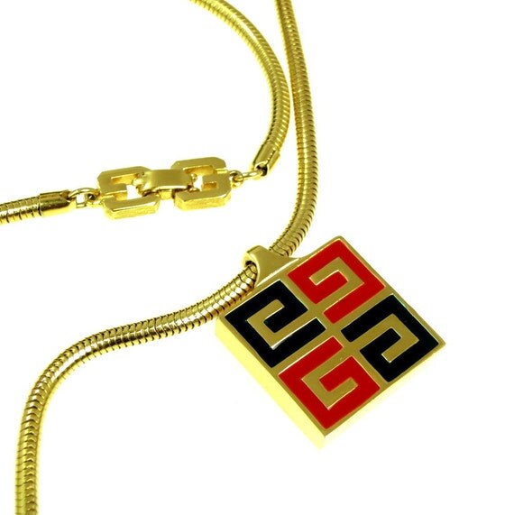 Vintage Givenchy Logo Necklace Designer 1977 Double G Red Black Enamel Pendant Gold Plated with Snake Chain