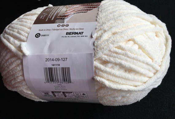 Bernat Blanket Yarn (300g/10.5 oz), Ocean Shades ...