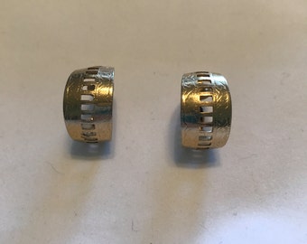 vintage gold tone slotted design clip on earrings