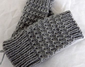 Wristies, Wrist Warmers, Arm Warmers, Fingerless Gloves in Grey