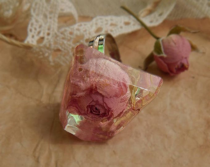 Epoxy rose ring with real pink flowers, dry flower jewelry, natural flowers style, love gift, transparent jewelery, Elven fairy boho style