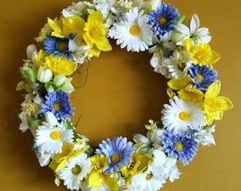 Daffodil wreath | Etsy