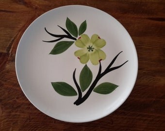 Dixie Dogwood Plate by Blueridge / Joni