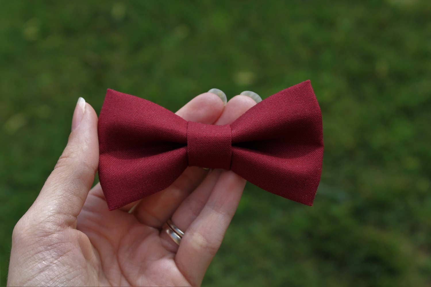 burgundy clip on bow tie