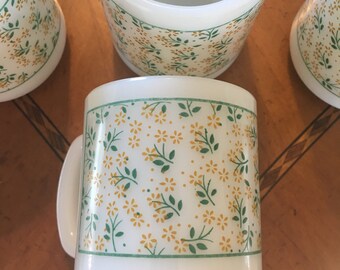 Termocrisa Set of 7 Milk Glass Mugs