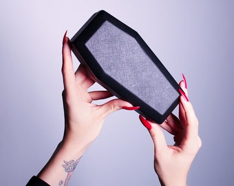 IN-STOCK - Sunglass Coffin Case - La Femme en Noir