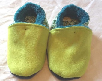 Filled slippers, size 21, green and blue