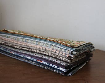 Japanese Vintage Kimono fabric /// Vintage Kimono fabric scraps, Colorful Kimono Fabric, Cotton, Silk, Japanese fabric