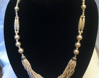 Vintage Beaded Faux Pearls Necklace