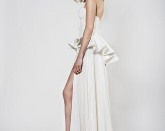 Modern wedding dress with sweetheart neckline and a slit