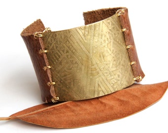 Etched Tribal Brass and Brown Leather Bracelet (B1279)