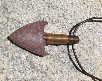 Arrowhead Necklace, Hand Knapped Arrowhead, Arrowhead Pendant, Rhyolite Arrowhead, Barbed Corner Notch, Flintknapped Arrowhead, Gift Idea