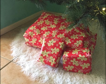 DIY Faux Fur Christmas Tree Skirt - made from curly white mongolian faux fur