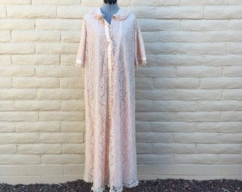 Vintage Odette Barsa Pink Lace House Robe 60s Rockabilly VLV