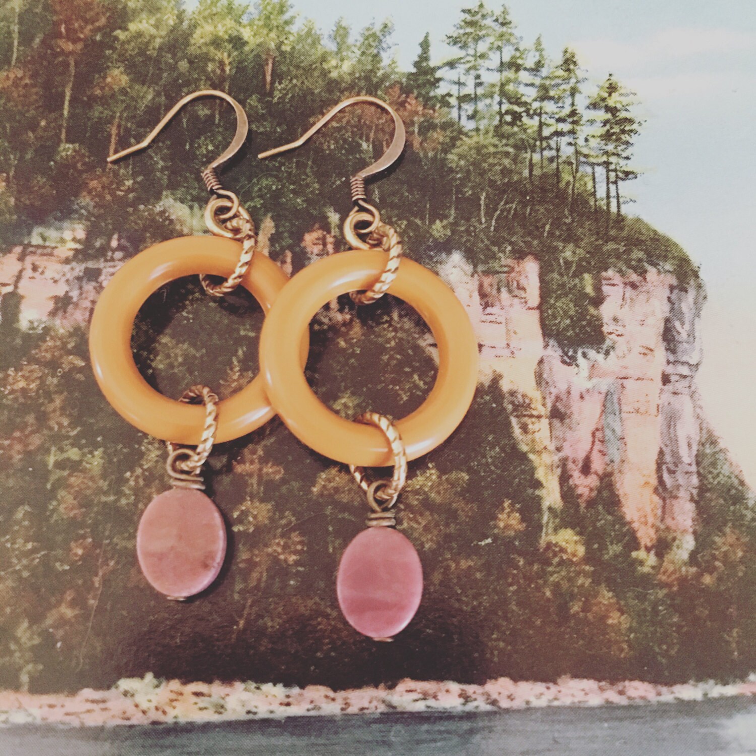 Vintage Lucite earrings Tan Lucite and Pink by prettywar on Etsy