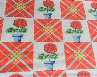 1940-50s Fabric, Cotton Vintage Fabric, Green Fabric, Yellow Fabric, Red Fabric, Daisy Fabric, 17 x 18