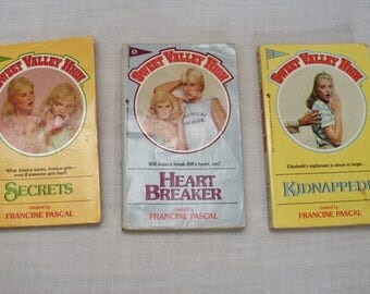Vintage 3 Sweet Valley High Paperback Books - No. 2 8 13
