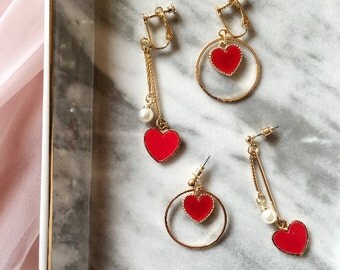 0014 Little red hearts asymmetric earrings