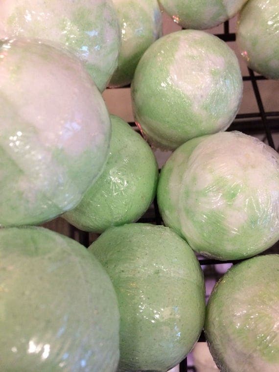 Spearmint Eucalyptus | Bath Bomb | Fizzy | 2oz