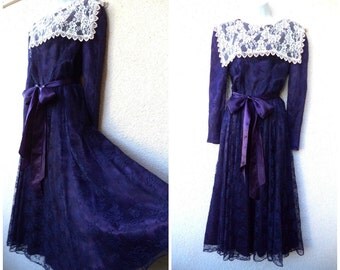 1980s Gunne Sax DRESS. Edwardian Style Dress. Lace Dress. Party Dress. Navy Blue Dress. Modest Cut Dress. Jessica McClintock Dress. M