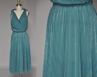 70s Sleeveless Teal Dress with Gold Metallic Detail | Accordion Pleated, Full Skirt