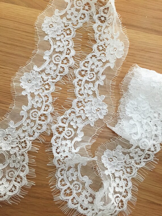 3.3 yards Vintage Style French Alencon Lace Trim in Ivory for