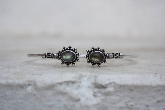 LABRADORITE MIDI CUFF -Silver Bracelet- Healing Crystal Jewellery- Chakra- Statement bracelet- Boho- Vintage jewellery- Tibetan