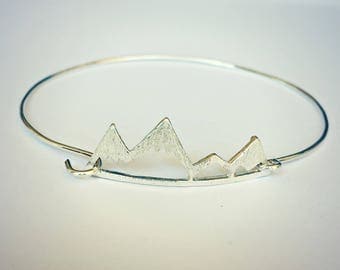 mountain bangle, silver mountain bracelet, mountain cuff, silver bangle, silver cuff, mountain jewelry, travel jewelry, nature jewelry